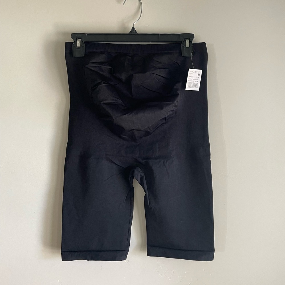 Seamless Over The Belly Maternity Bike Shorts